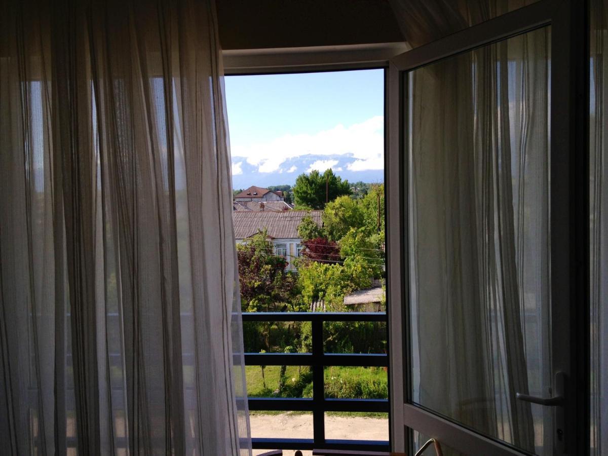 Rozalin Guest House Gudauta Esterno foto