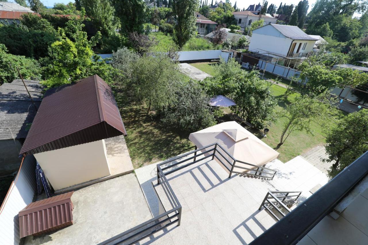Rozalin Guest House Gudauta Esterno foto